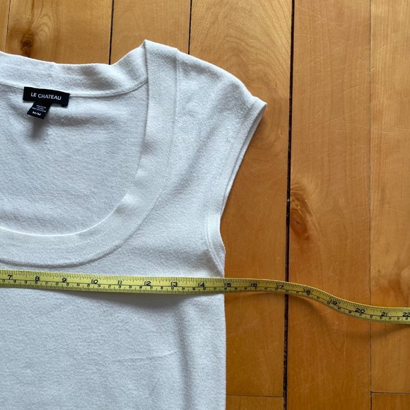Le Chateau knit tank, off-white, size medium. - Picture 6 of 7